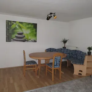 https://kleines-gemtliches-monteurzimmer.dresdenhotels.net